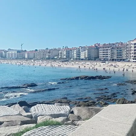 アパート Atico Con Terraza Y Jacuzzi Cerca De La Playa サンシェンショ